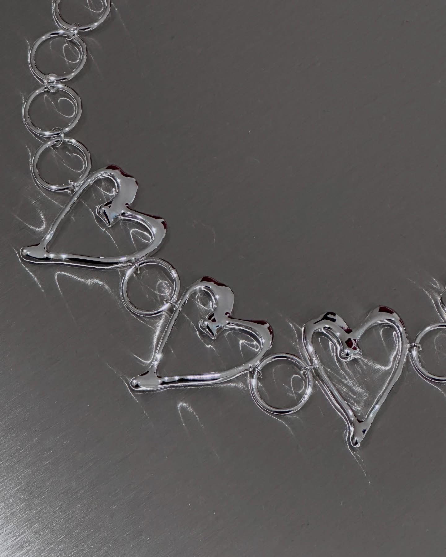 MELTING HEARTS Choker