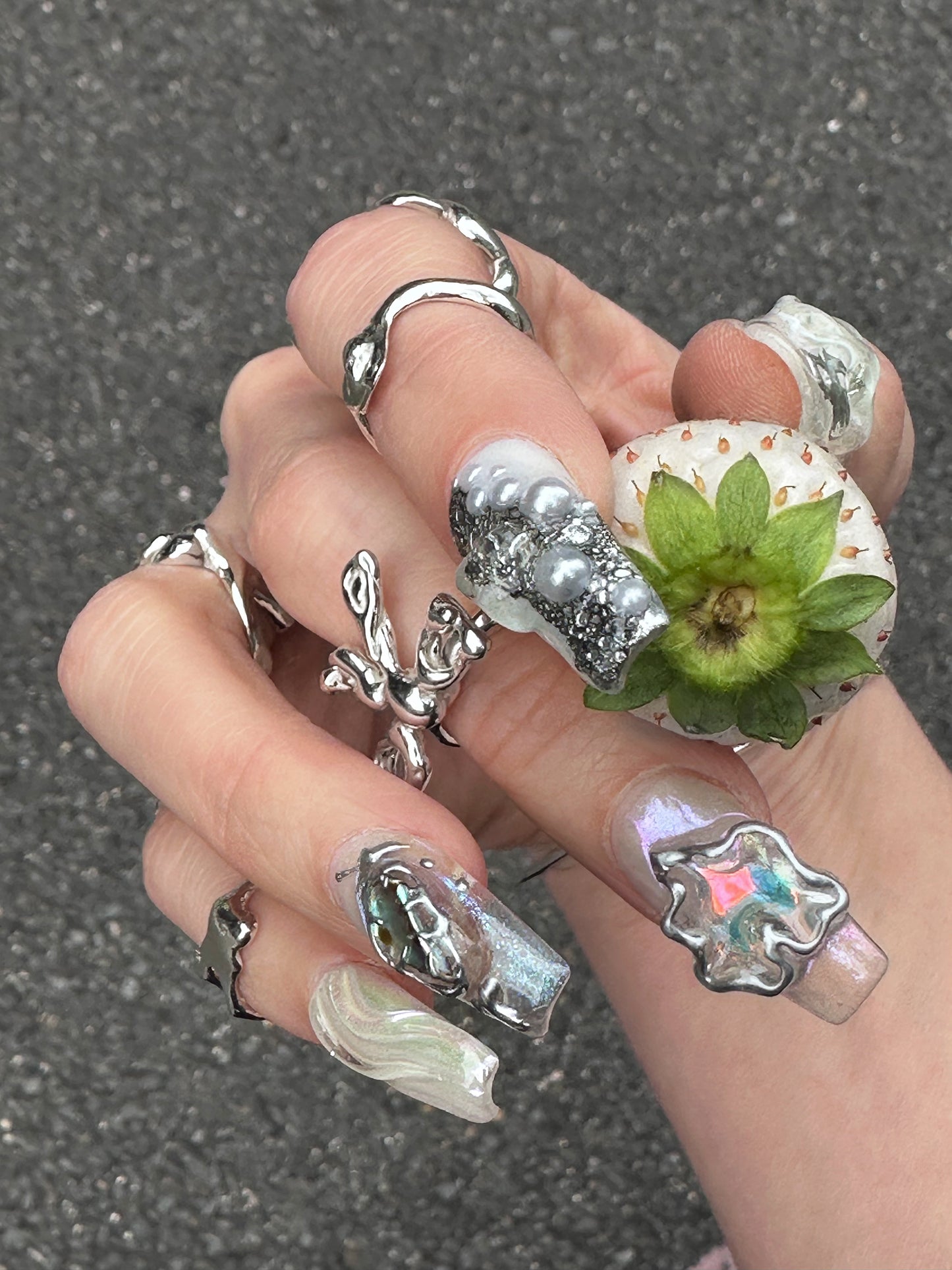LIQUIFIED BOW Ring
