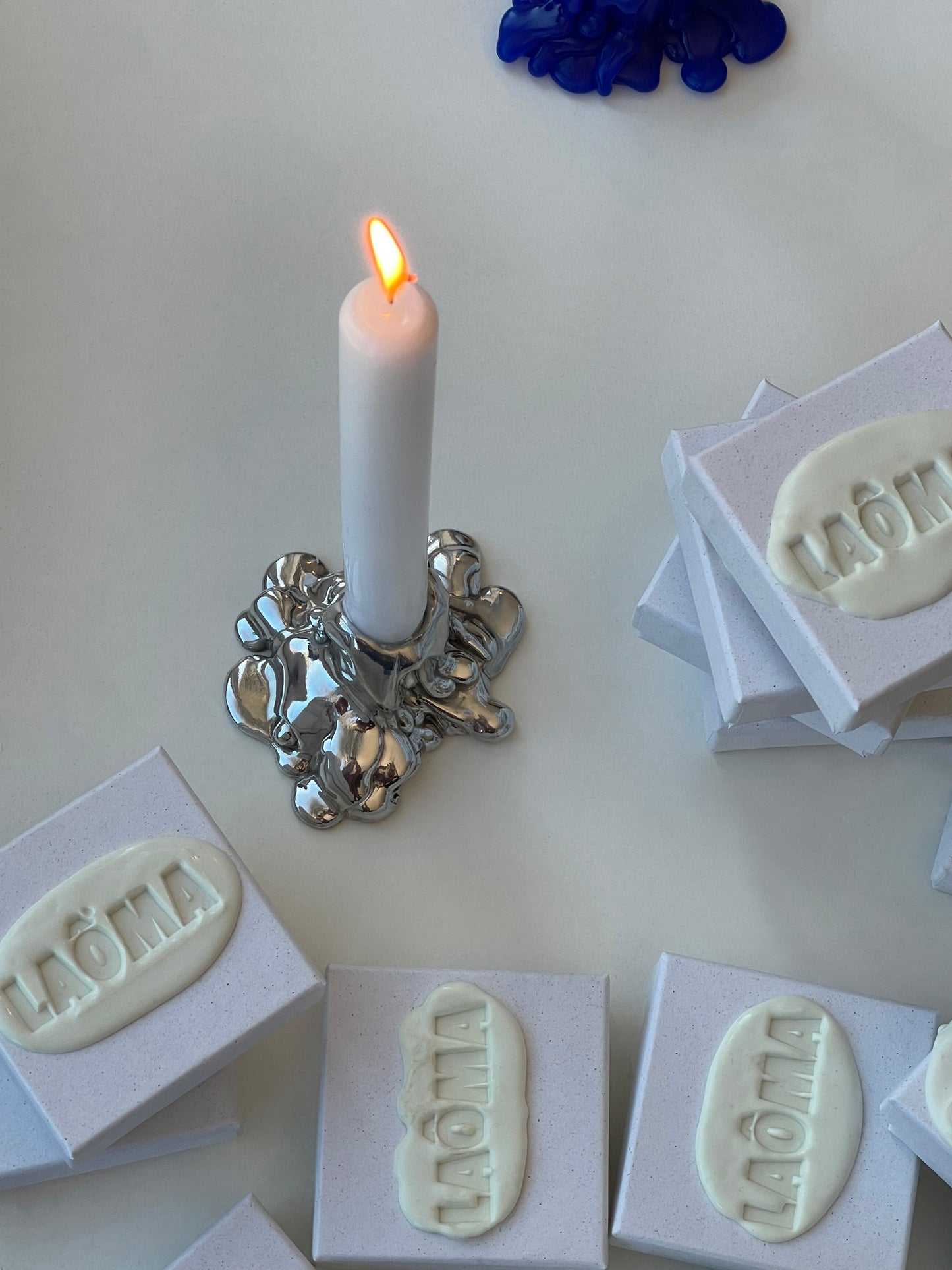 DRIPPY LAVA Candleholder