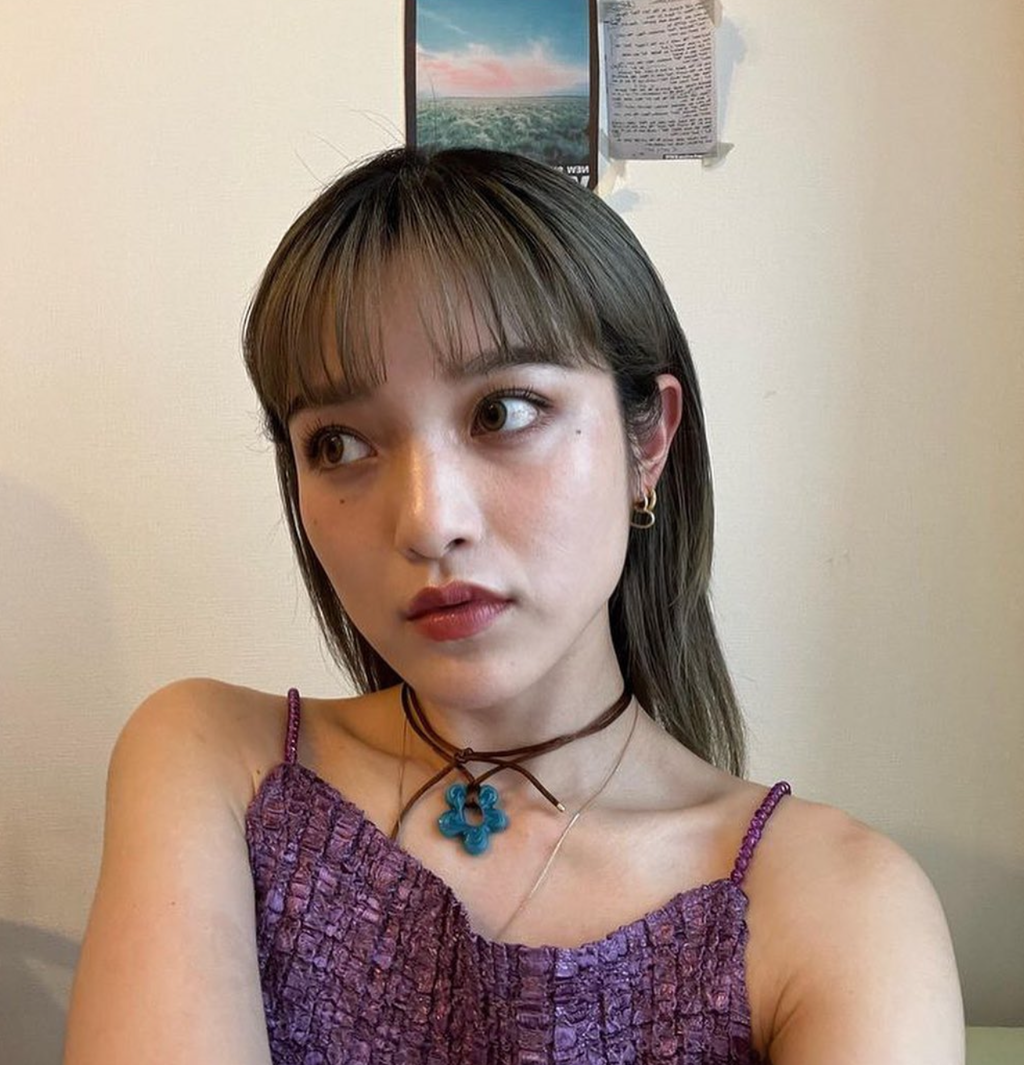 COSMIC MEDIUM GLASS FLOWER Necklace