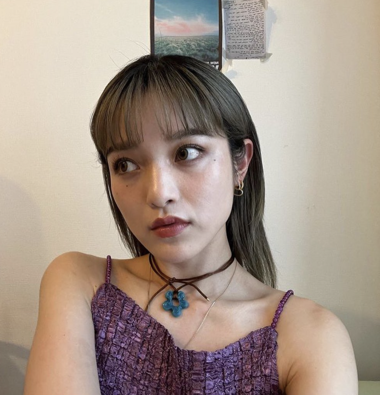 COSMIC MEDIUM GLASS FLOWER Necklace