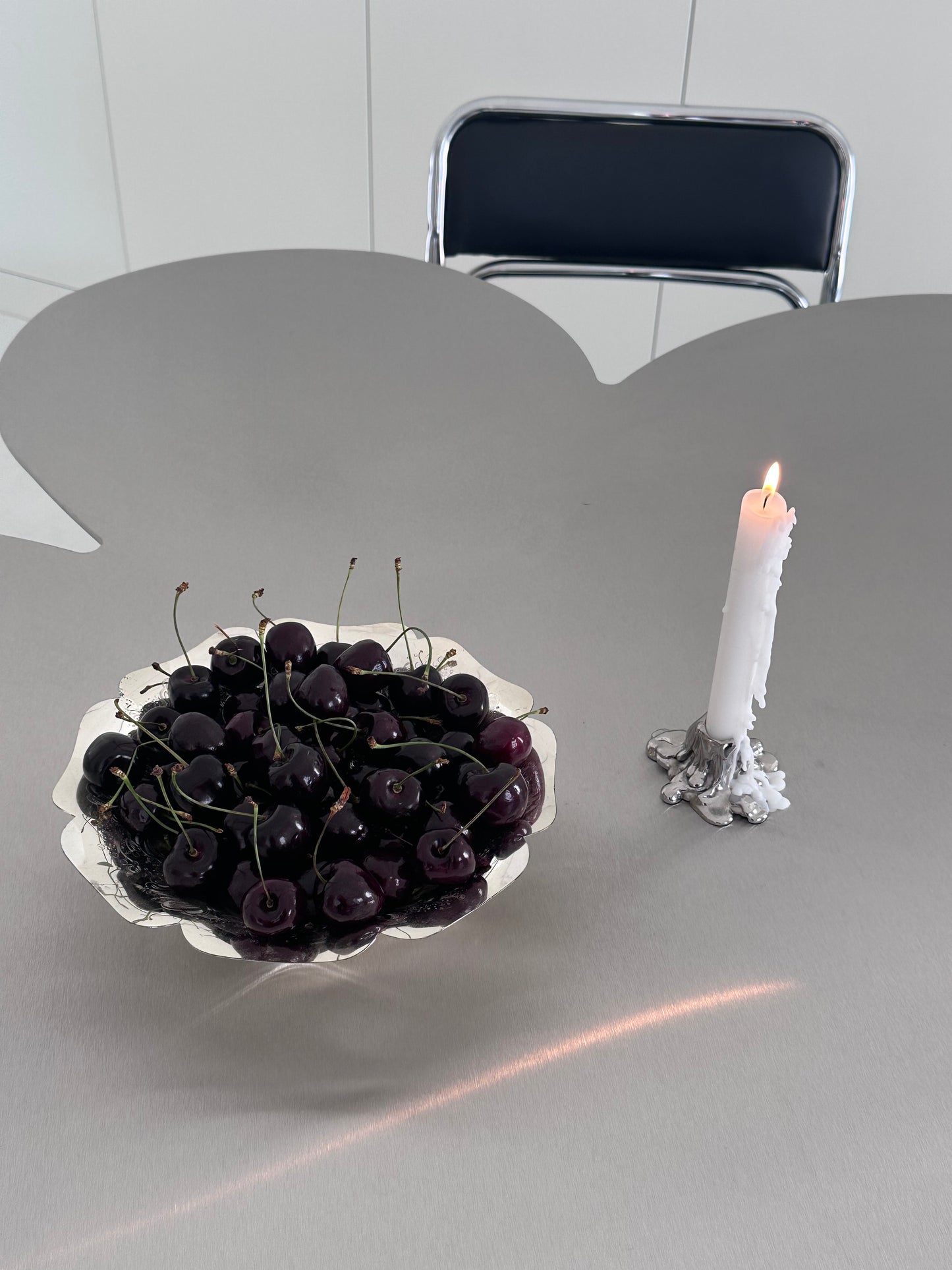 DRIPPY LAVA Candleholder