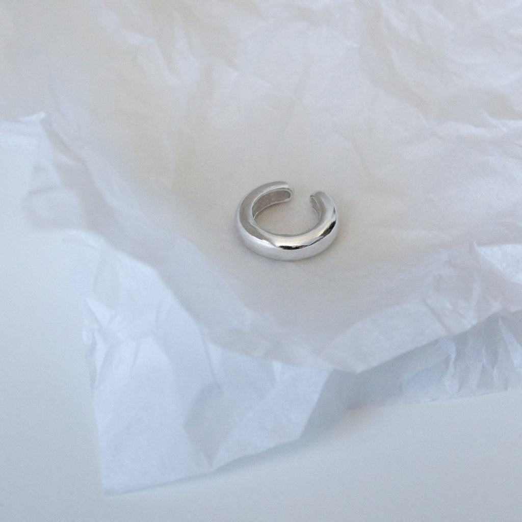 CLASSIC Sculpted Earcuff