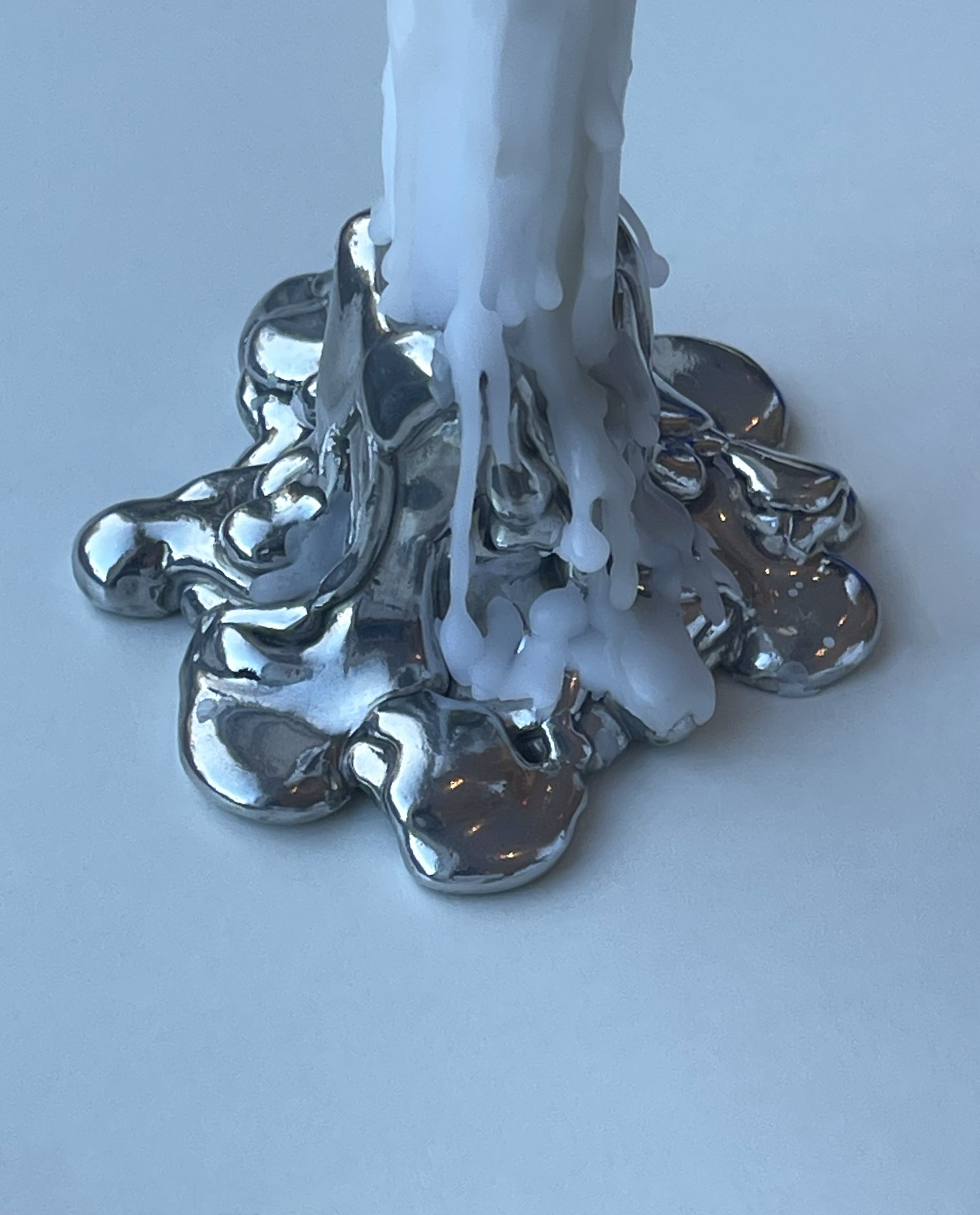 DRIPPY LAVA Candleholder