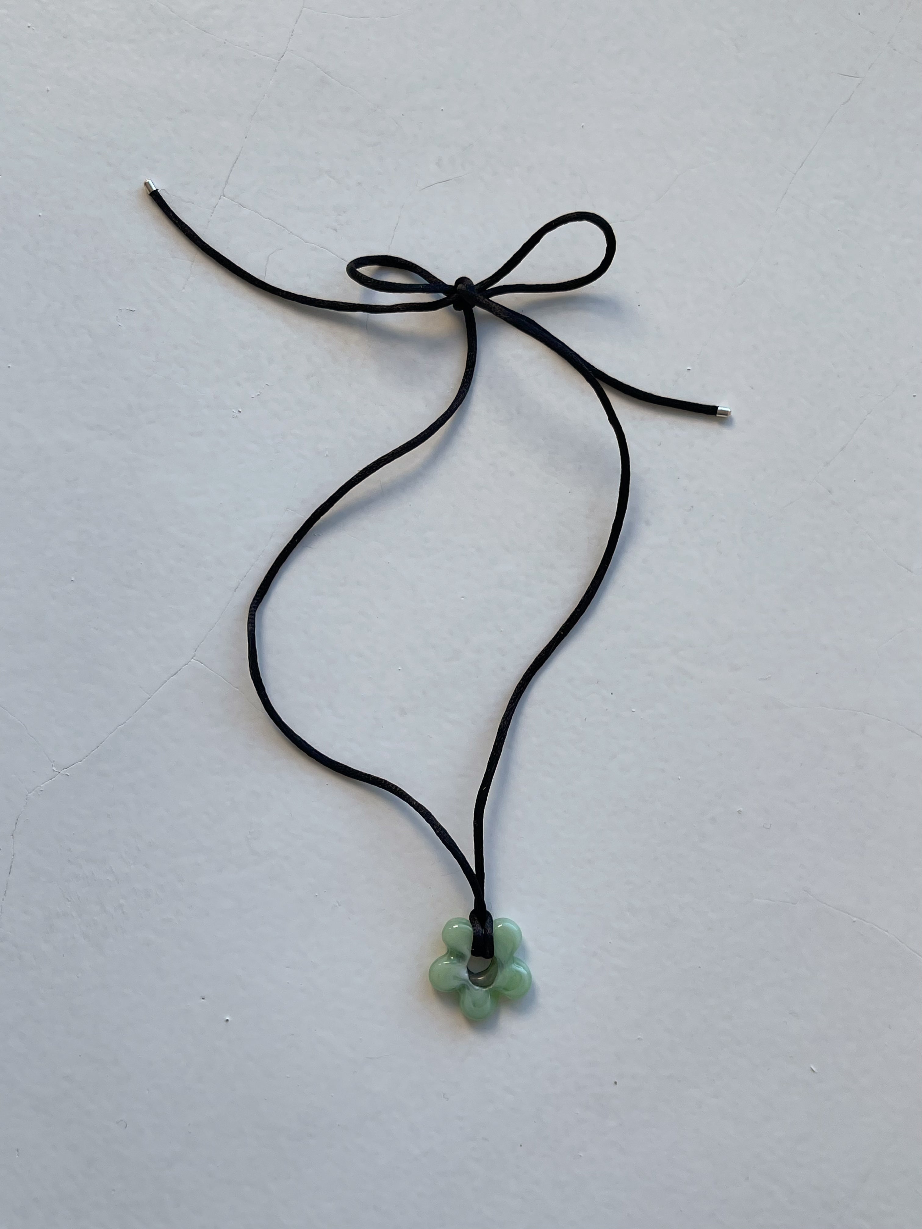 COSMIC MEDIUM GLASS FLOWER Necklace
