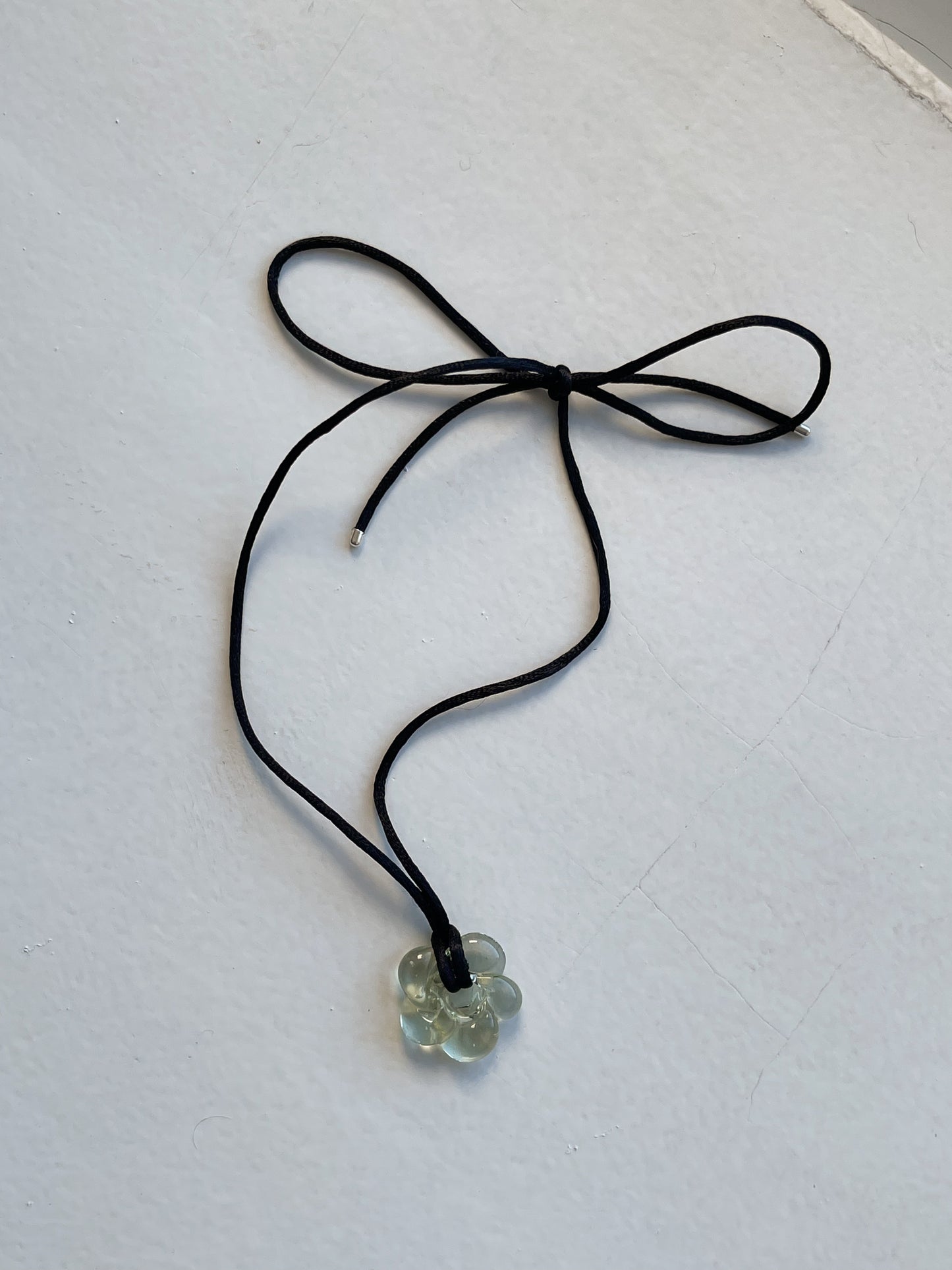 COSMIC MEDIUM GLASS FLOWER Necklace